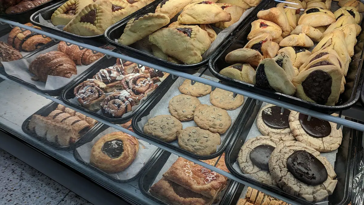 Reid's Home Bakery – bakery in Thurso town centre